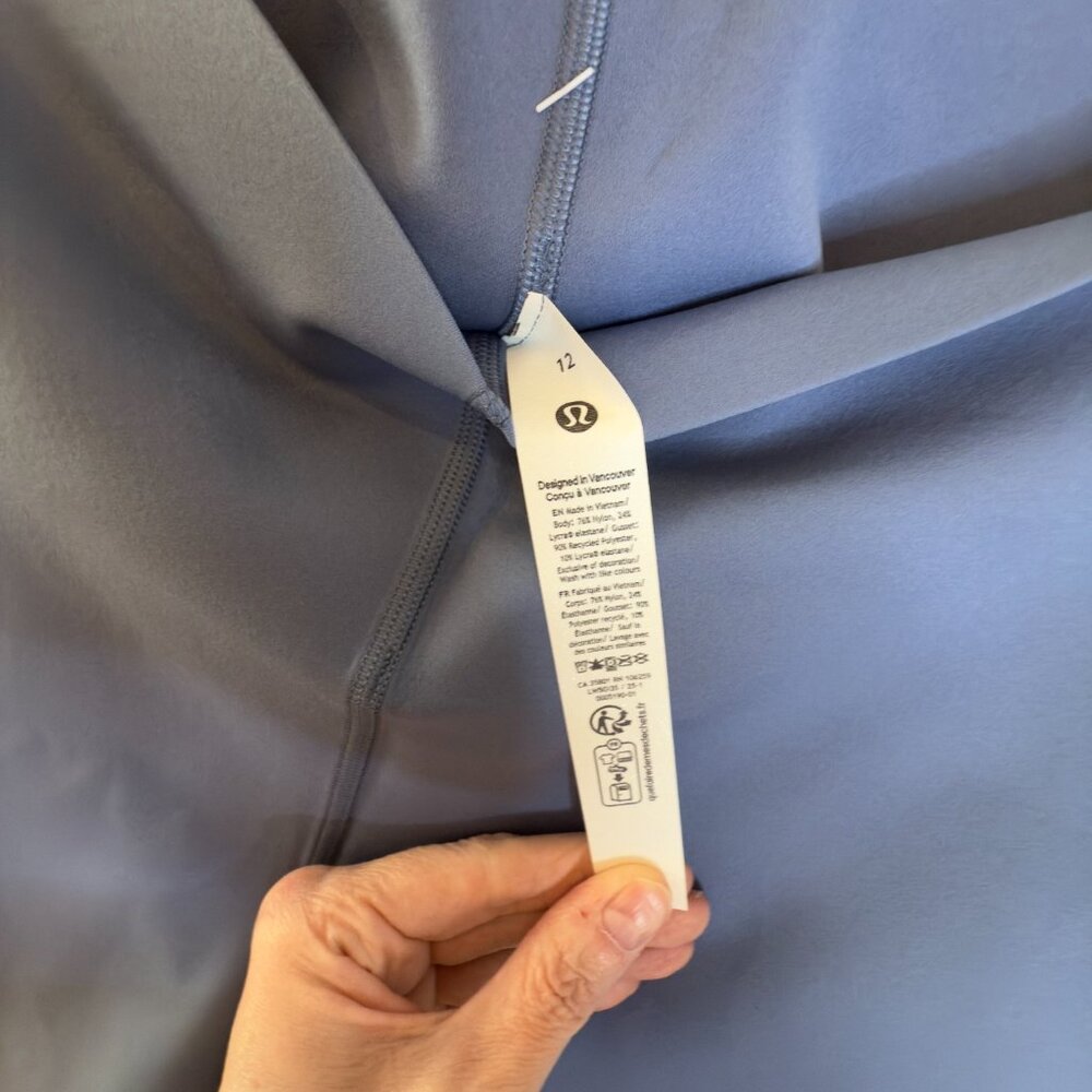 NWT Lululemon Glow Up High-Rise Tight 28" in Washed Denim Size 12 - Picture 6 of 6